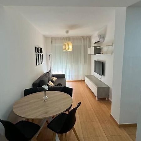 Apartamentos Felip 3 บูร์เรียนา ภายนอก รูปภาพ